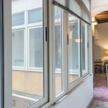 Condotti Exclusive Two Bedroom * Rom