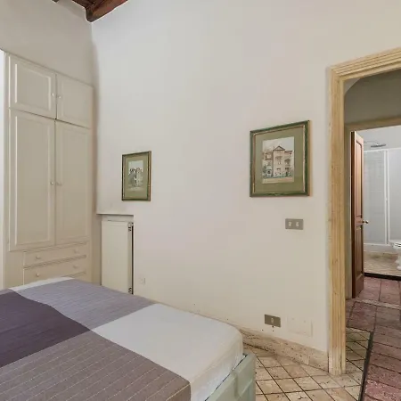 Condotti Exclusive Two Bedroom * Rom